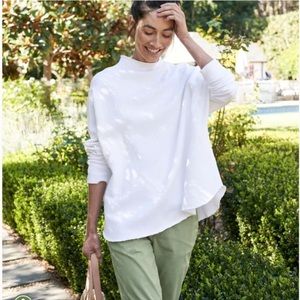 Frank & Eileen Effie Long Sleeve Funnel Neck Capelet Sweatshirt Size: XS White